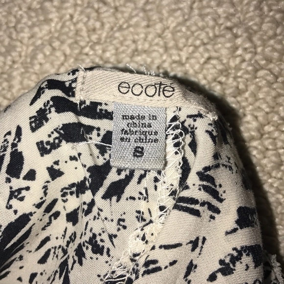 Ecote - Picture 3 of 3